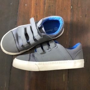 American Eagle Velcro Sneakers